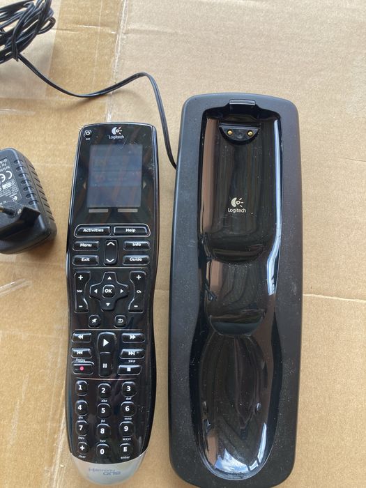 Telecomanda Universala Logitech Harmony One Universala cu Dock