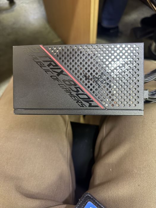 Блок питания ASUS ROG STRIX 850W GOLD