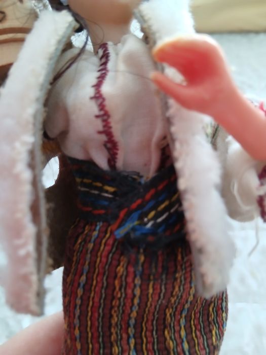 Figurina papusa taranca cu ulciorul fabricata in oradea