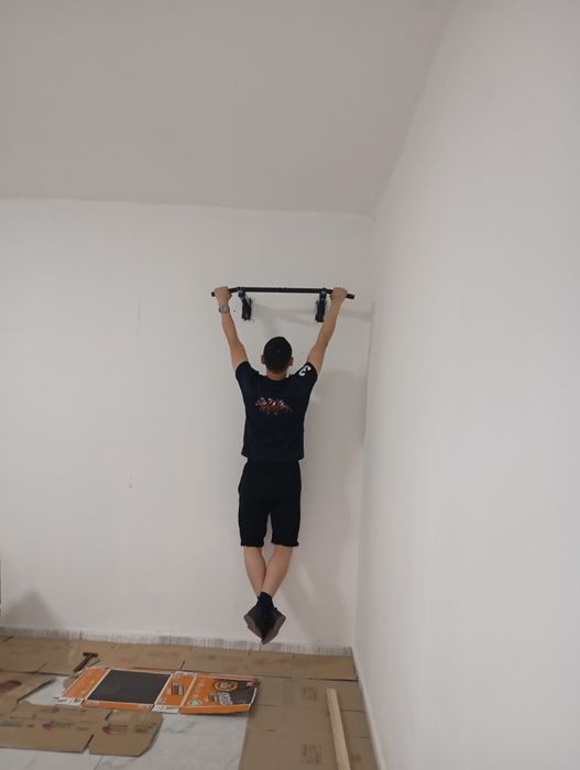 Турник  в идеальном состояние