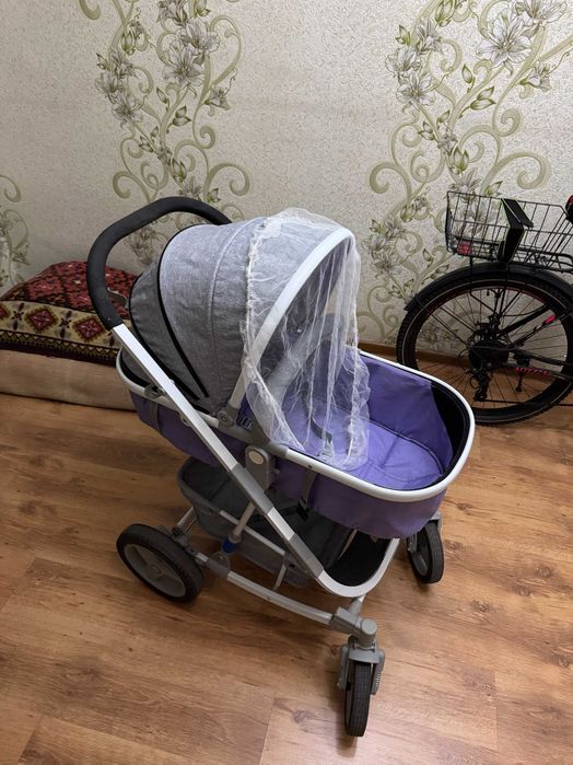 Детская коляска в отличном состоянии
