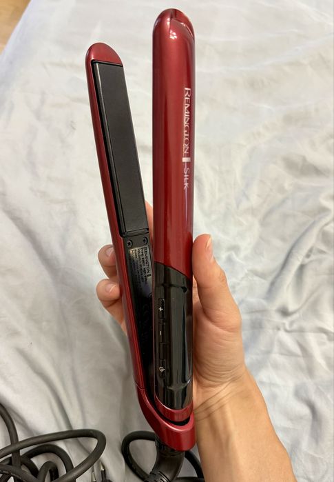 Выпрямитель для волос Remington Silk S9600