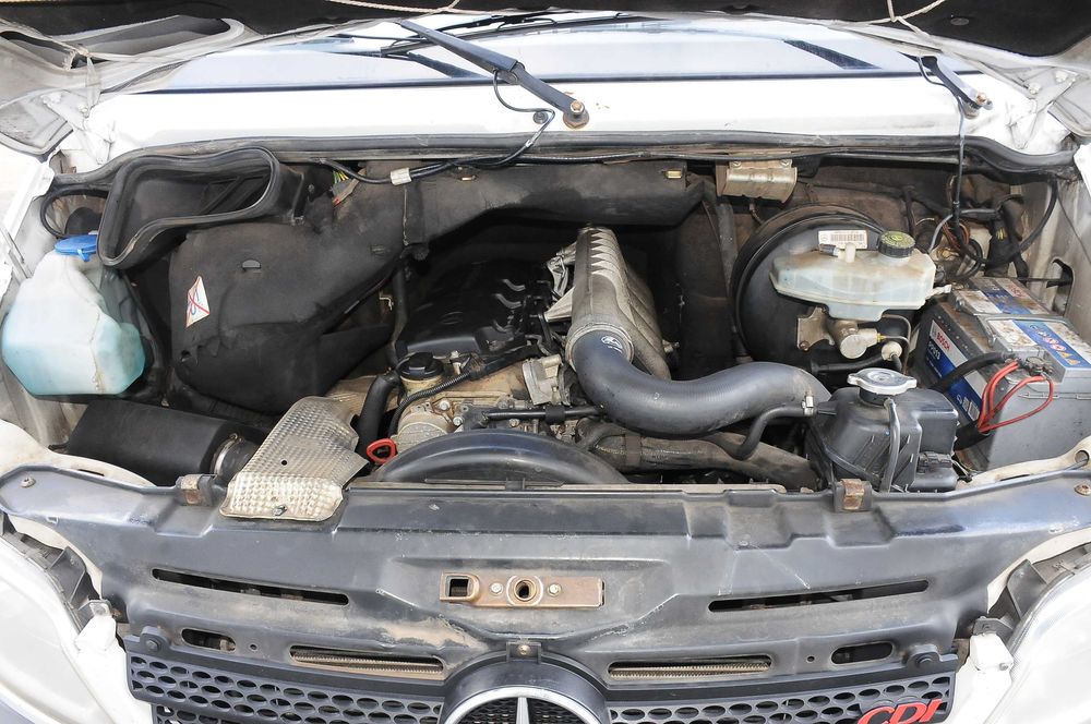 MERCEDES Sprinter 416 2005 2.7CDi 160 CP E3 cat. B, Proprietar