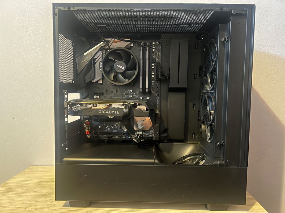 Pc gaming RTX 2060 + Ryzen 7 2700 ,16gb ram 3200mhz RGB ssd 512gb