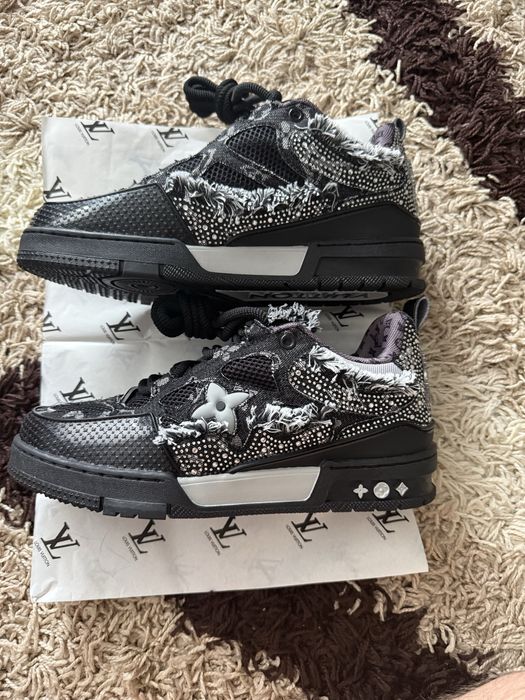 LV skate swarovski