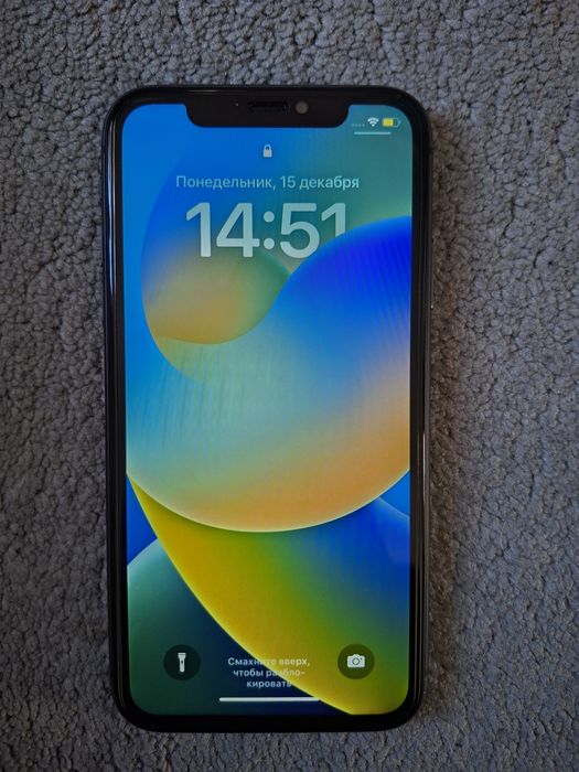 Продаётся айфон 11 64гб