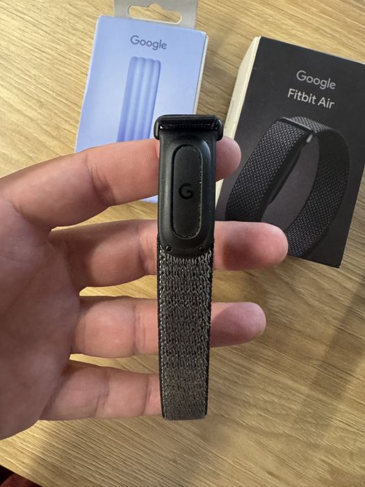 Google Fitbit Air