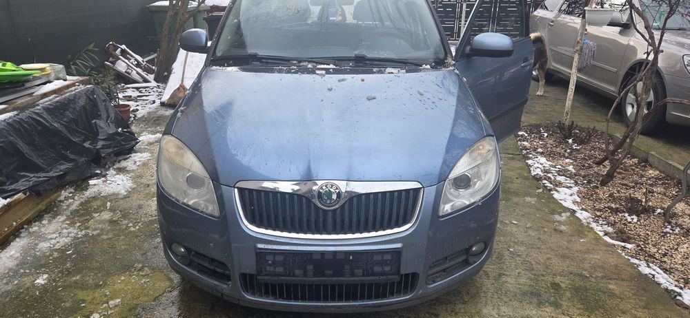 Vând skoda fabia 2