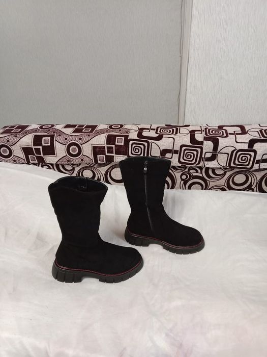 Продам женские сапоги зимние