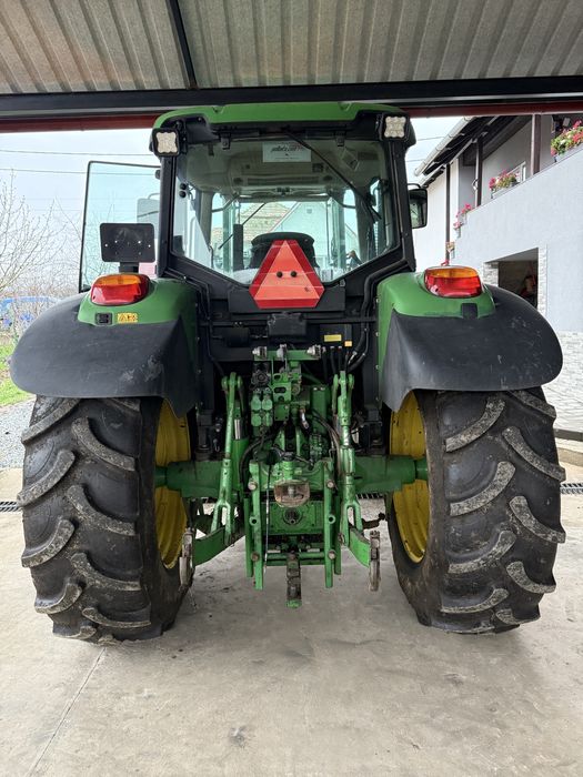 Tractor John deere 6620 Cu incarcator 132 CP