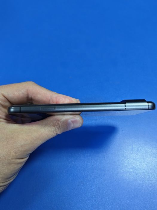 Google Pixel 8, 128 Гб.
