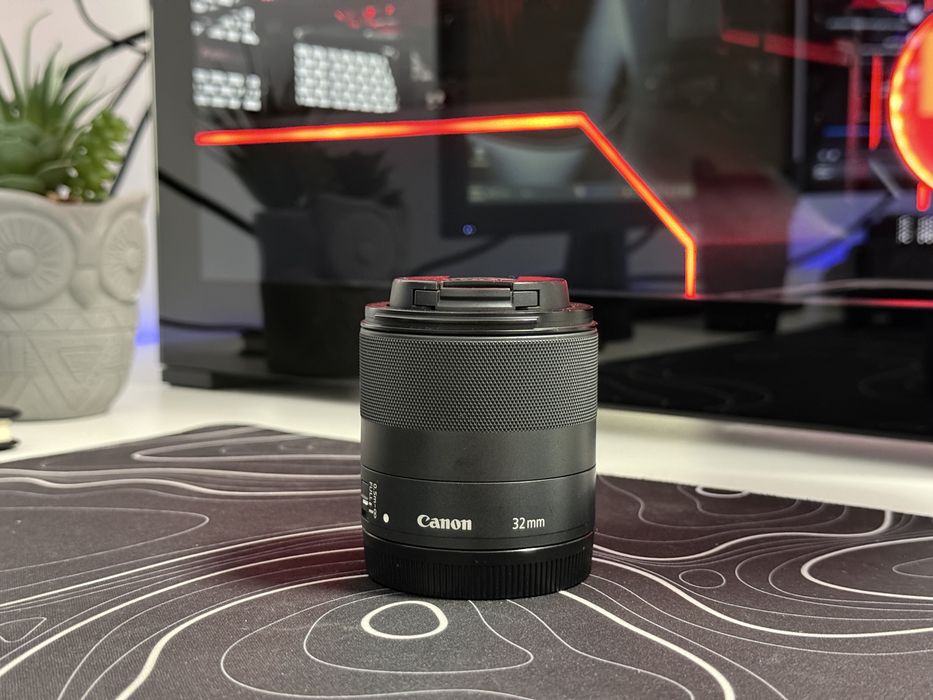 Aparat foto/video Canon M50 Mark II - 2x Baterii - 2x Obiective