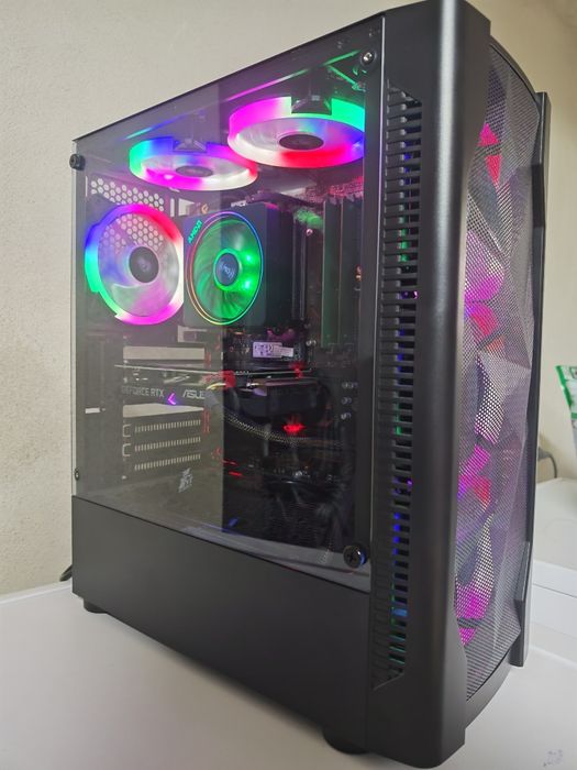 Calculator Gaming RTX Ryzen 7 16GB RAM 512GB SSD nou