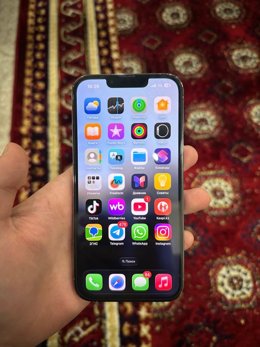 Айфон 13 про в хорошем состояний