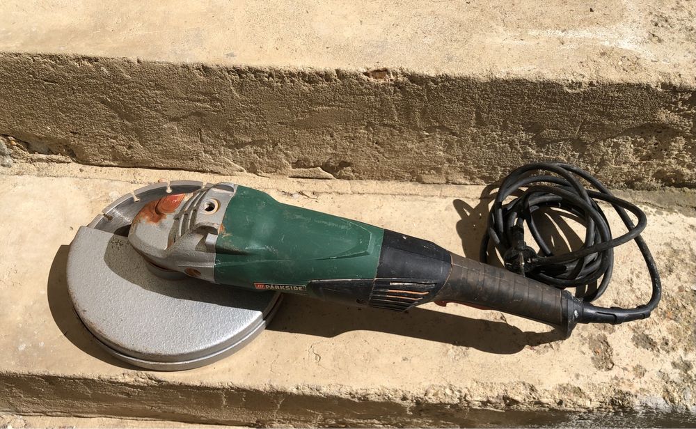 потапящ циркуляр-пендула, мощност 1200 W, Германия