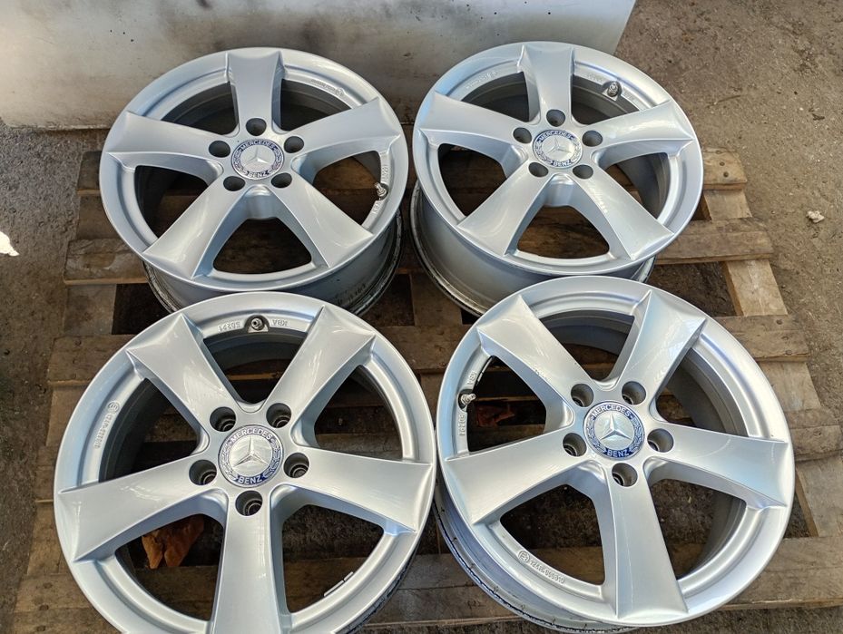 Почти нови Dezent 16-5x112 ET44 6.5j Mercedes C class BR205
