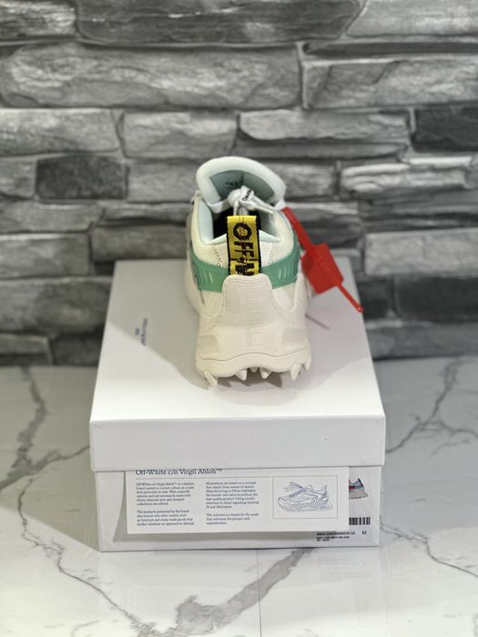 Adidasi Off White Odsy 1000