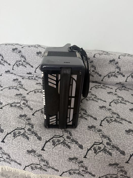 Продам пятый рядный баян