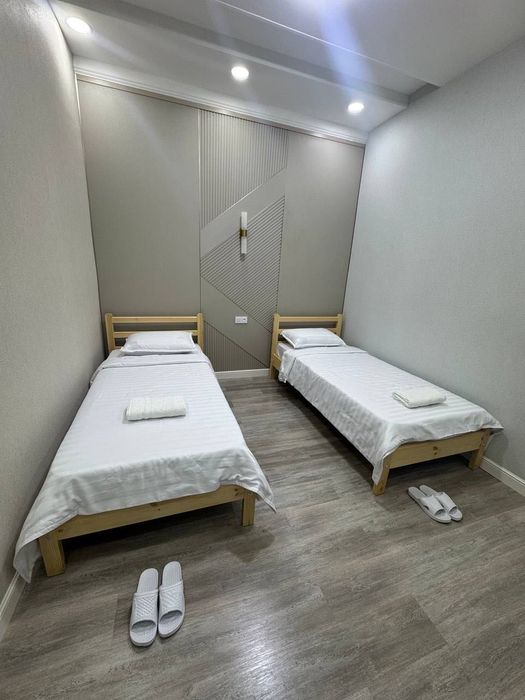 Hostel lux, Mehmonhona