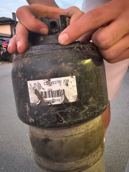 Въздушен амортисьор