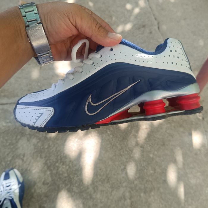 Обувки Nike Shox R4