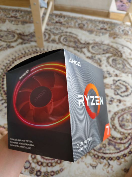 Кулер AMD Wraith Prism