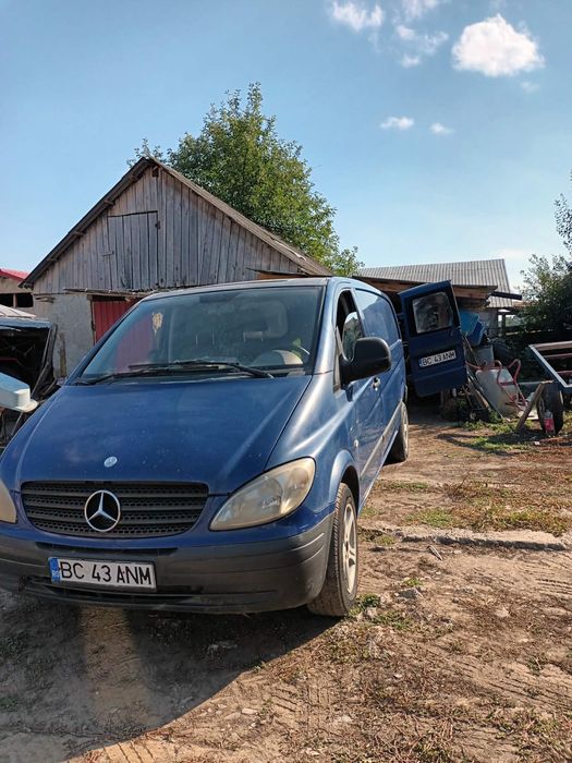 Vand masina mercedes vito 111 cdi pret 3000 negociabil