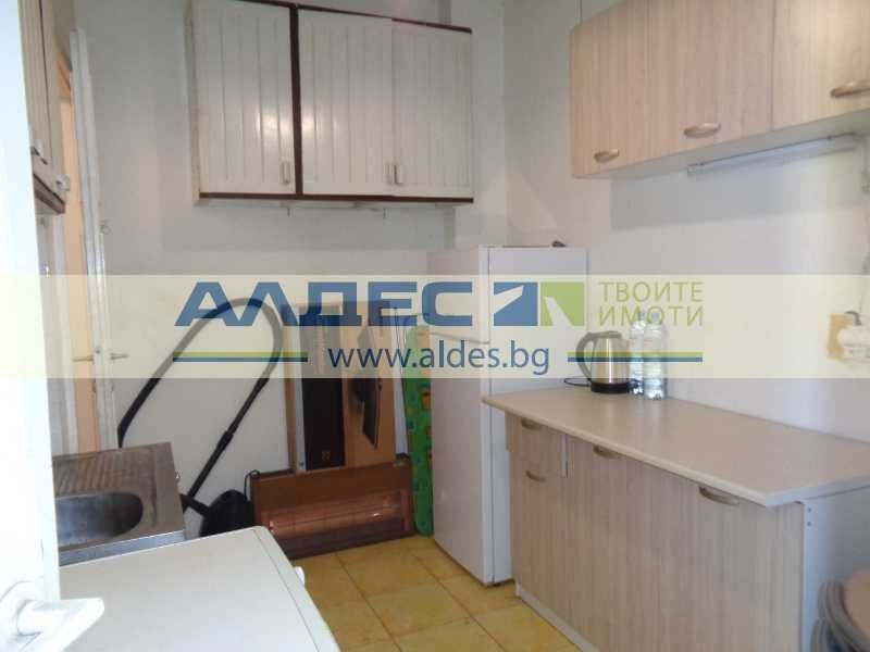 Продава се Тристаен апартамент в София, Яворов - 90 кв.м за 3323 €/кв.м - Снимка #20