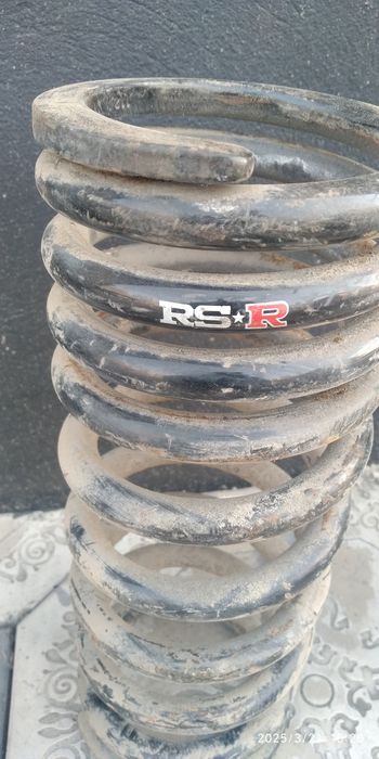 Амортизатор на Лексус