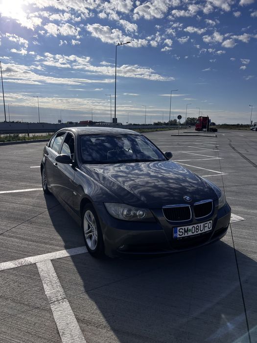 BMW 320d E90 – Automată, Navigație Mare, Întreținută!