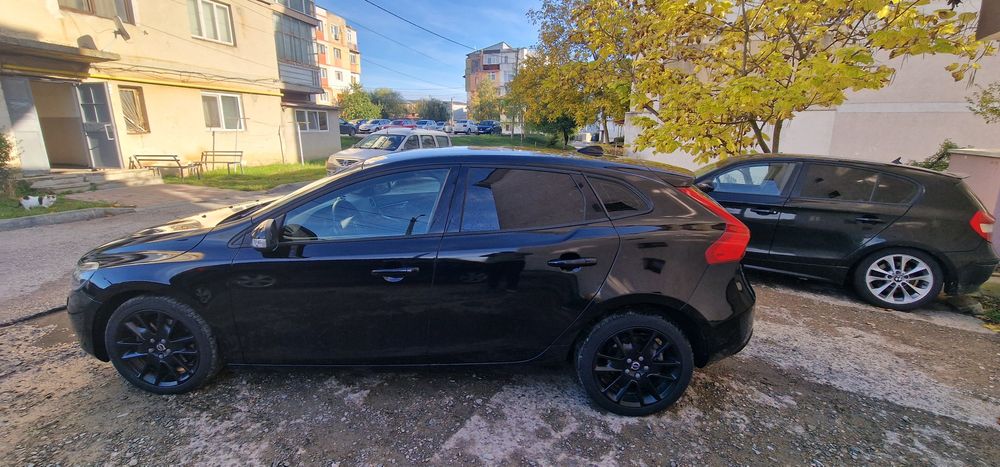 Volvo v40 2016 D2