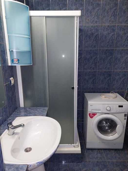 PARTICULAR inchiriez apartament 2 camere transformate in 3