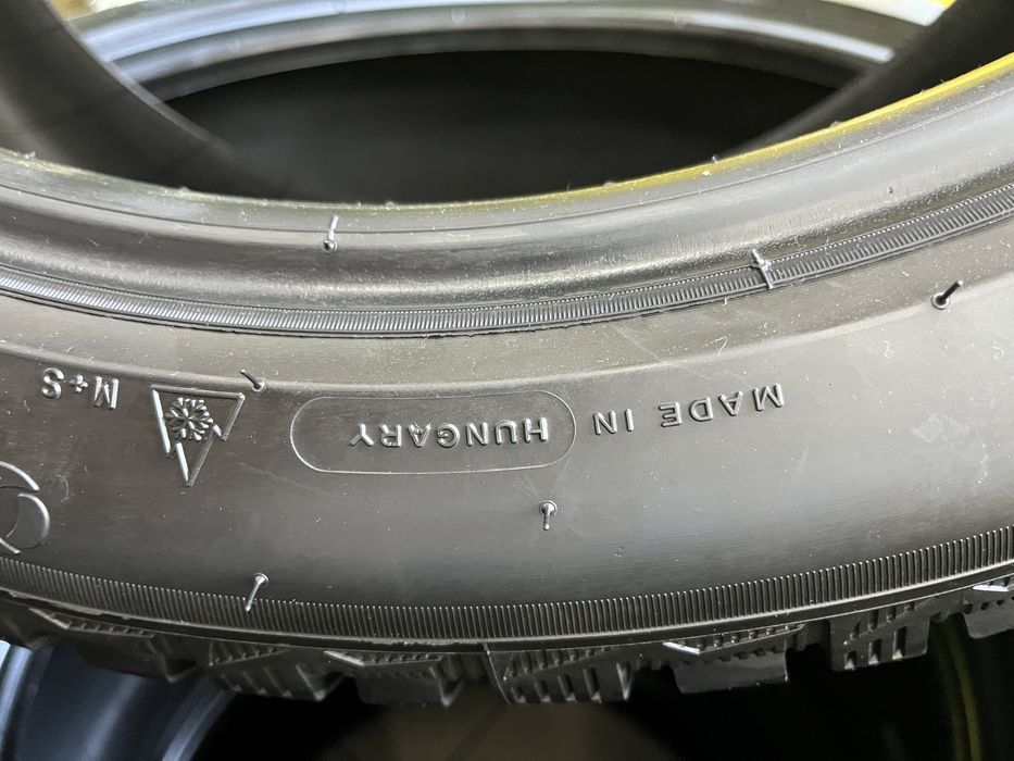 Продам решину мишлен R20 зима