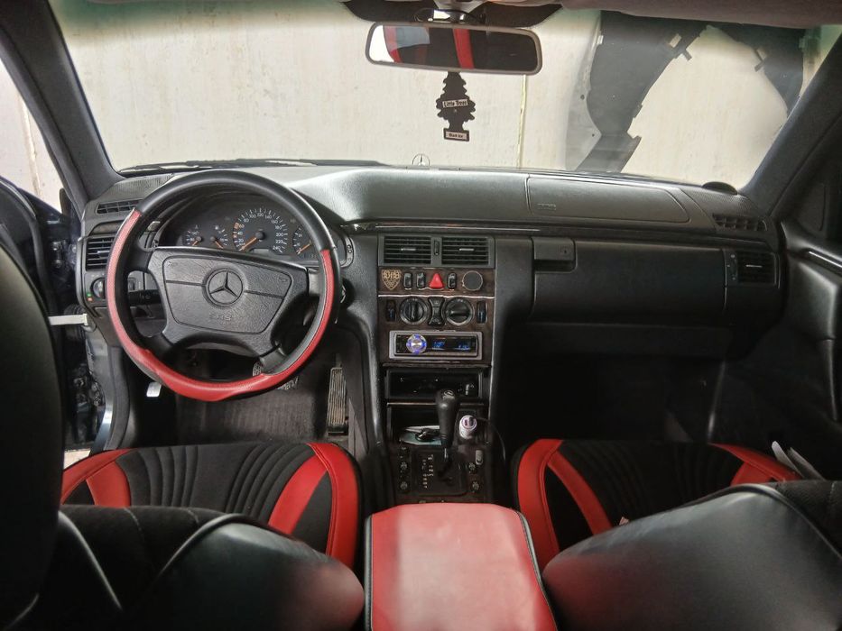 Мерседес бензс w 210