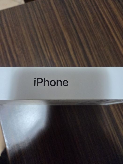 Telefon  IPHONE 15  /128 G
