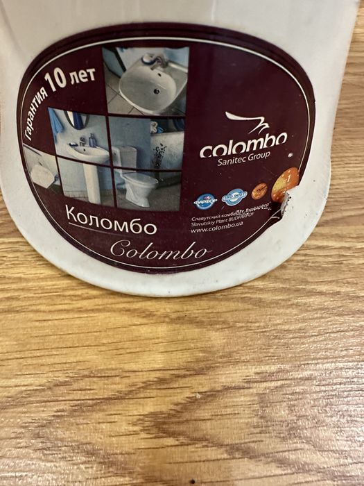 Новый унитаз Colombo с бачком