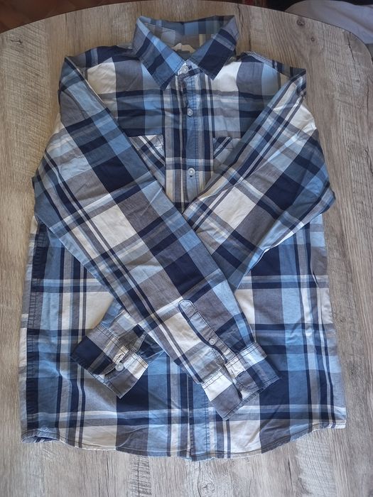 Новые школьные рубашки