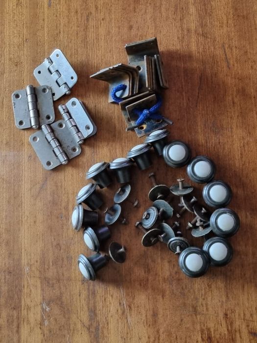 Продам фурнитуру