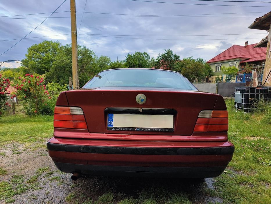 Vând BMW E36 Sedan