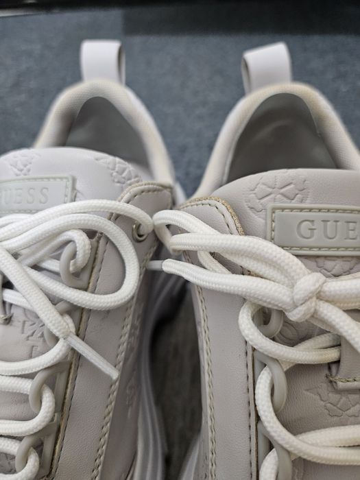 Sneakers Guess gri