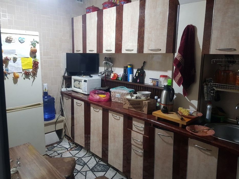 Продается 4х комнатная квартира 89 кв.м. 2 этаж 4х этажка , панель