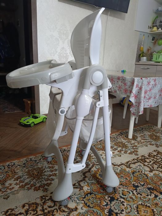 Детское кресло для кормления