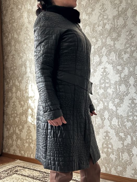 Продам пальто 3 вида