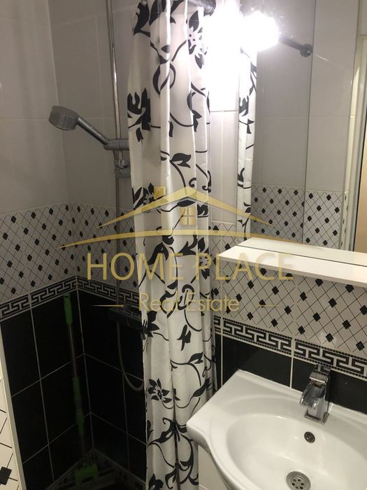 Дава се под наем Едностаен апартамент в Варна, Център - 38 кв.м за 359.04 € - Снимка #5