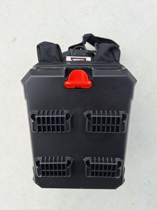 Geanta milwaukee  packout 25cm