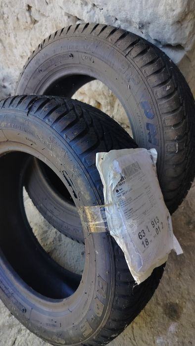Vând 2 ANVELOPE de iarnă NOI!