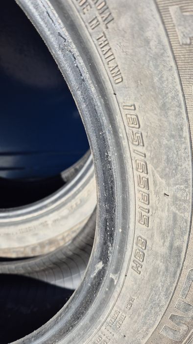 2 Шины Dunlop 185 65 радиус 15