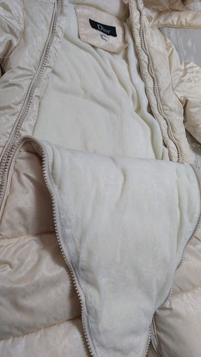 Продам б/у комбинезон зимний.