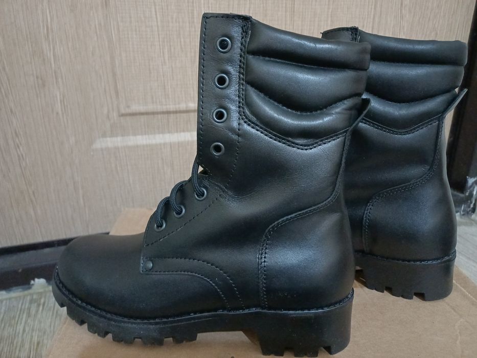 Продаются сапоги женские кожаные, размер 35