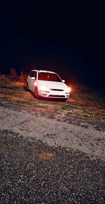 Vând ford focus mk1
